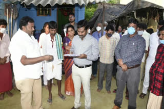 collector gandham chandrudu visit tandas of kadiri mandal