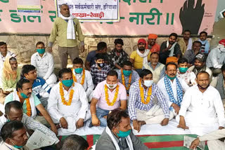 sweepers started two day hunger strike in rewari