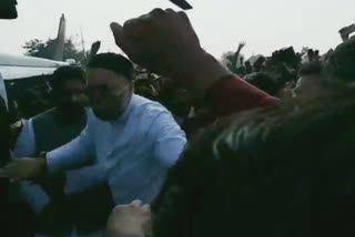 crowd in Owaisi Rally