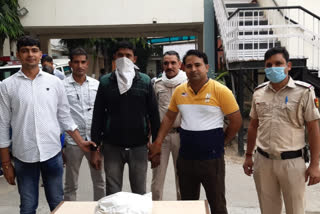 rk puram police arrested a hemp smuggler