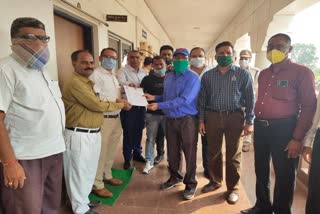 Bemetara District Advocates Association submitted memorandum to the Collector