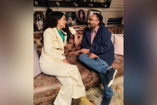 Kangana hosts dinner evening for Tejas director Sarvesh Mewara