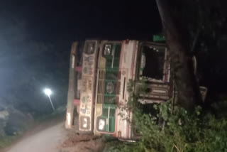 lorry carrying ration rice overturned