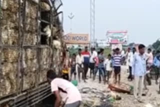 Larry rolls over with a load of hen at praksham district