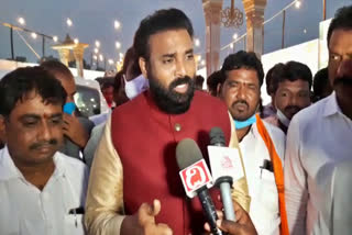 Minister Sriramulu