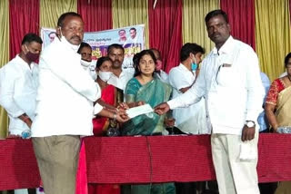 mla gongidi sunitha distribution kanlyana laxmi, shadi mubarak cheques in yadadri bhuvanagiri district