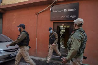 کشمیر میں این آئی کے چھاپے، ایمنٹسٹی انٹرنیشنل نے کی مذمت