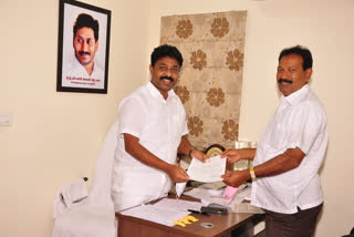 guntur mla mustafa met minister adimulapu suresh