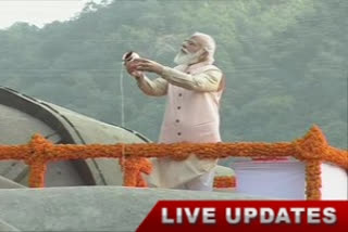 pm-modis-gujarat-tour-live-updates