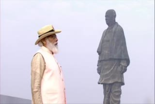 Narendra Modi at Rashtriya Ekta Diwas parade