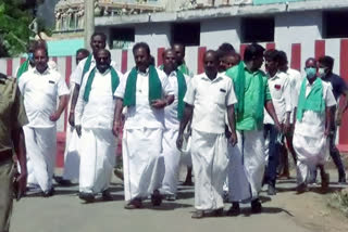 protest news  idukki protest  farmer organisations protest  തേവാരം-തേവാരംമെട്ട് റോഡ്  thevaram-thevaramet road  കര്‍ഷക സംഘടനകളുടെ സമരം  tamil nadu  തമിഴ്‌നാട്  സമര വാർത്തകൾ  ഇടുക്കി സമരം