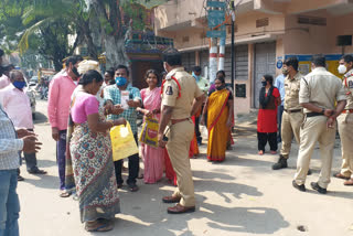 Victims are worried that flood relief is not being provided Protests are taking on the Hyderabad roads