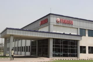 yamaha-ties-up-with-amazon-india-to-sell-apparels-accessories-online