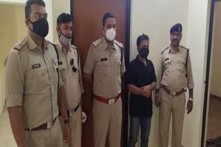 Arrested for stealing servicing records from Bullet showroom in Bilaspur