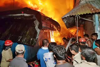 Massive fire in Pandu