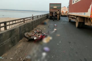 two persons injured in a accident at Gowthami flyover