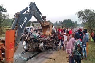 dhanbad road accident