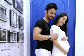 Amrita Rao, RJ Anmol blessed with baby boy