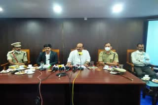 H M called emergency meeting of police officers