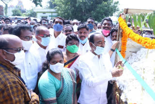 minister eetala rajender inaugurated cotton purchasing centres in karimnagar