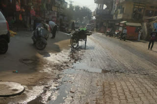 IPH Department is not repairing Sewerage  line on Baddi-Chakka road