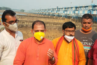 raju-banerjee-question-to-repair-durgapur-barrage