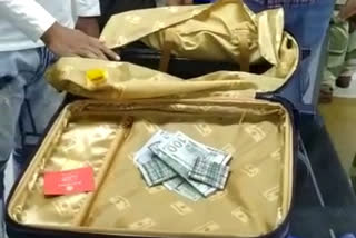 CISF recovers foreign currency from passenger at IGI airport