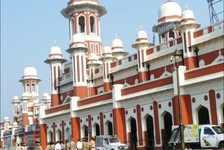 चारबाग रेलवे स्टेशन की पार्किंग व्यवस्था.