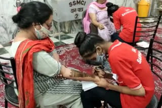 Mehndi competition organized for slum dwellers in yamunanagar