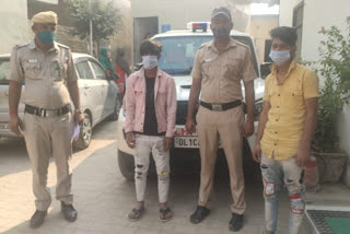 tigri police station team arrested two miscreants in robbery case in delhi