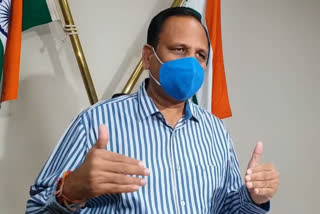 satyendra jain admited that delhi is in third wave of corona