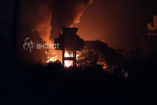 blast in a chemical factory near khopoli of raigad district, 1 killed, 4 injured