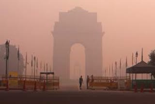 delhi air quality index recorded above 450 marks