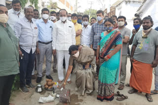 drainage lines construction works started in metpally  in jagitial district