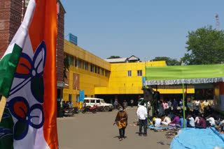 inttuc-protests-in-rampurhat-rail-station