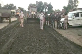 clash between villagers and road construction company in koderma