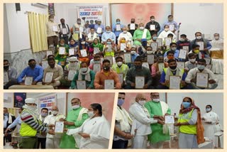 sanitation workers and social workers honored in chanakya place