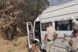 Road accident involving Tempo Traveler in Amritsar