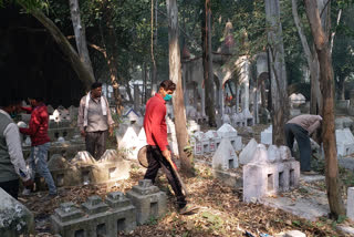 देवीकुंड मंदिर के पास विशेष सफाई अभियान