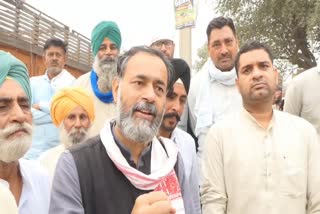 Yogendra Yadav reached Jakhal and supported the farmers
