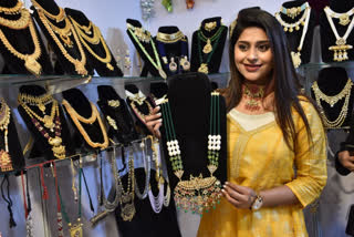 cine actress sravani inaugurated desire design show in hyderabad