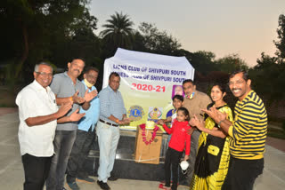 Lions Club Secretary visits Geyser at Old Age Home on birthday