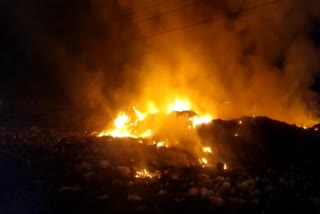 Fire in garbage heap in Kharkhoda