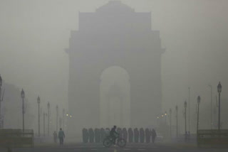 delhi pollution level crosses 400 mark