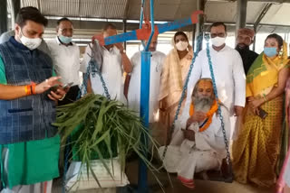 Dr. Mahant Ramsunder Das visits Surajpur