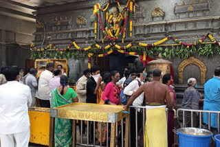 less crowd for daily rituals in Yadadri temple