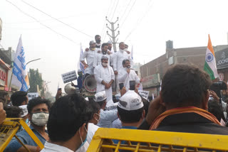 Protests demanding removal of O-zone in badarpur
