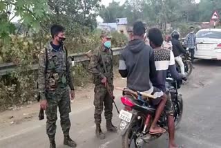 Vehicle check drive on the Bengal-Jharkhand border