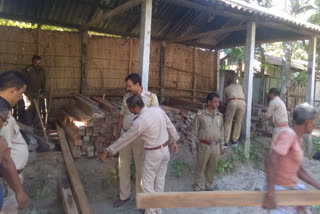 কলগাছিয়াত অবৈধ কাঠ ফলা মেচিন সহ লক্ষাধিক টকাৰ কাঠ জব্দ