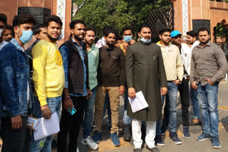 Aligarh: Students protest for PhD admission